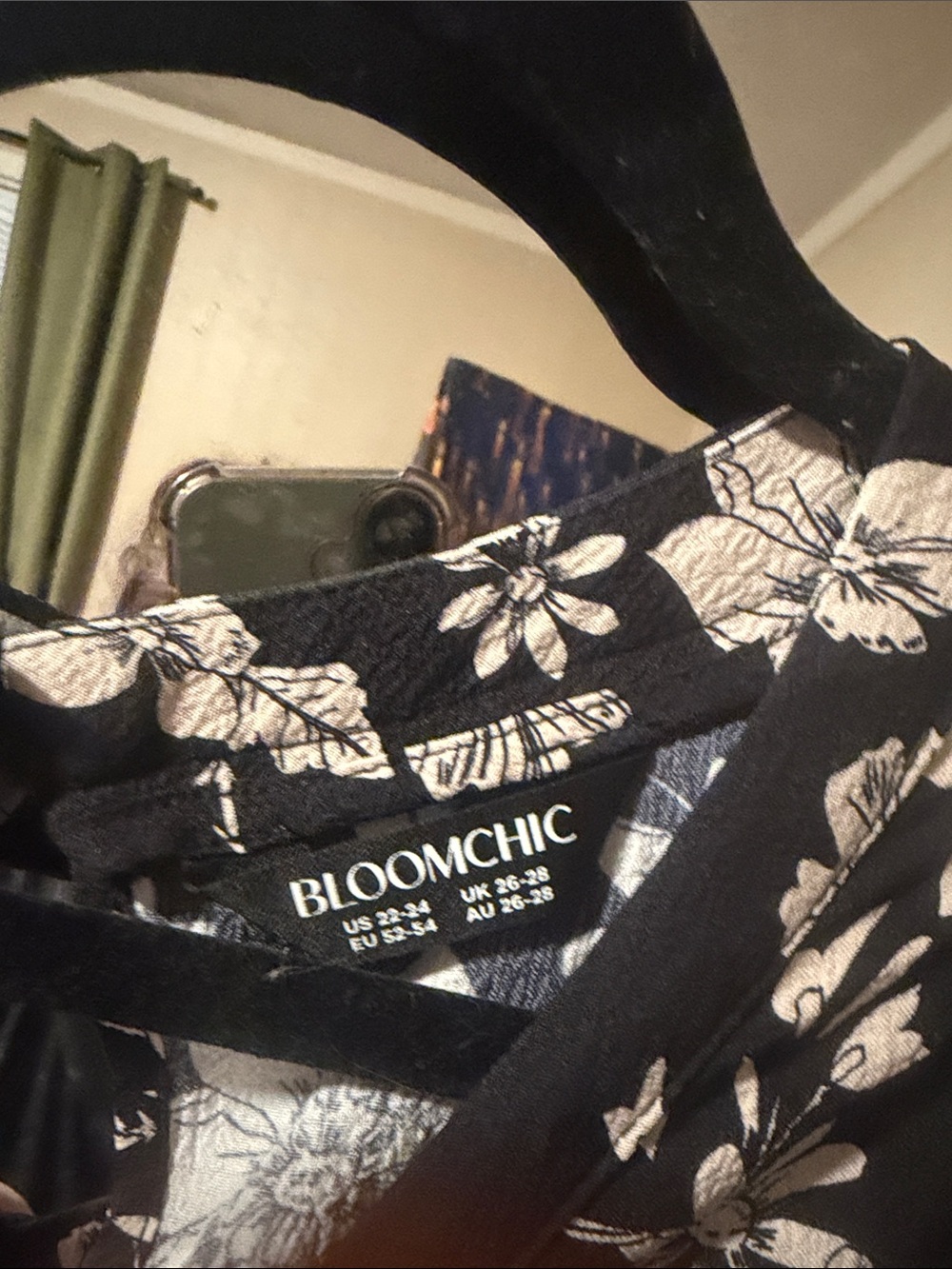 Sleeveless Black Floral Tie-Waist Shirt - Picture 2 of 2